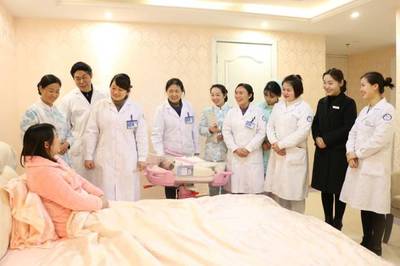 上萬元請月嫂還要提前半年約?不如來宜春仁德做月子女王!