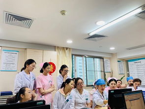 五月 揚(yáng)真我風(fēng)采,繪集體真彩